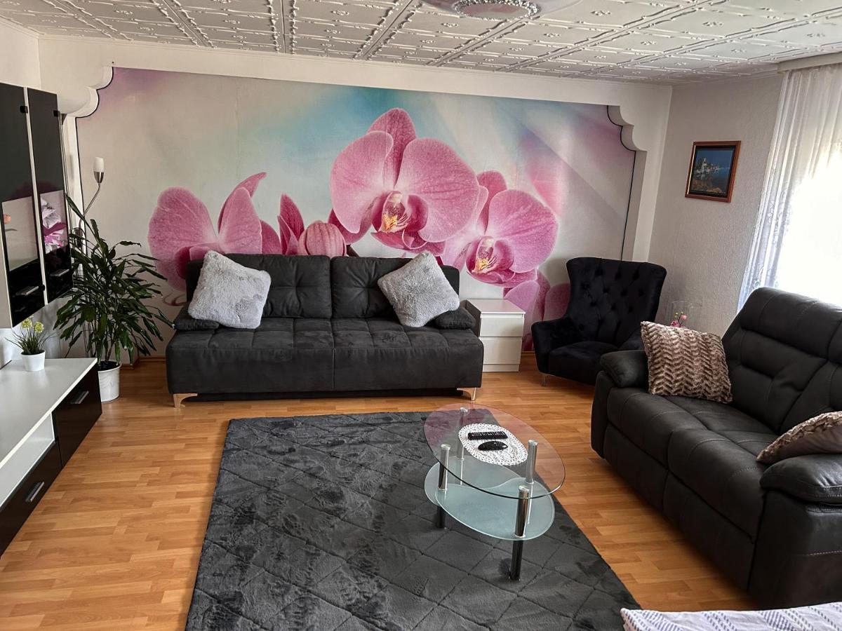 Ferien- Und Monteurwohnung Julia Mörlenbach Exteriér fotografie